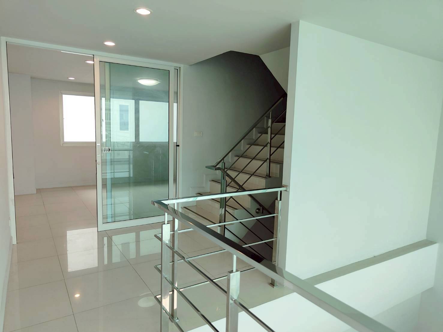 ให้เช่าโฮมออฟฟิศ Modern Style 200 ตร.ม. ประชาอุทิศ 23 ทุ่งครุ ใกล้ถนนใหญ่ ใกล้ทางด่วน ZB112 - image 5