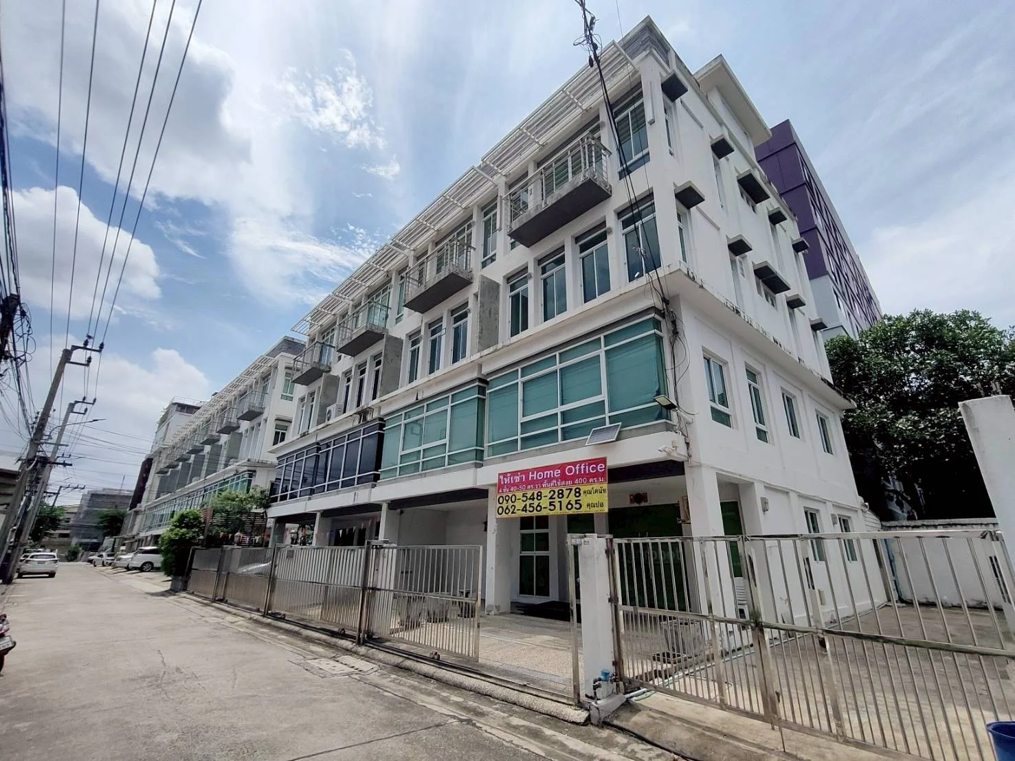 ให้เช่าโฮมออฟฟิศ Modern Style ขนาดใหญ่ 2 คูหา 4 ชั้น ประชาอุทิศ 23 ใกล้ทางด่วน สภาพใหม่ พร้อมเข้าอยู่ ZB111