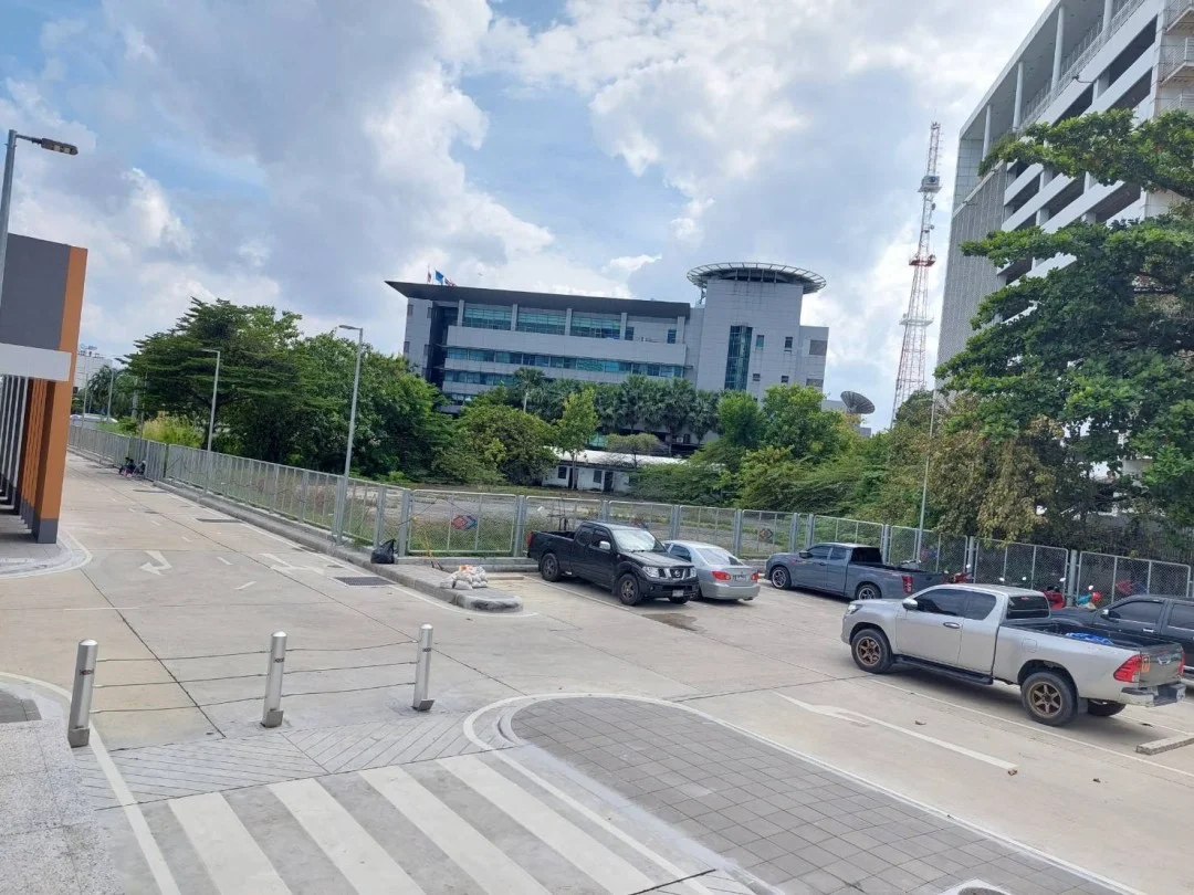 ขายที่ดิน 1-3-38 ไร่ ทำเลดีมากๆ อยู่ในย่านธุรกิจ ติดรถไฟฟ้า MRT ศูนย์วัฒนธรรม - image 5