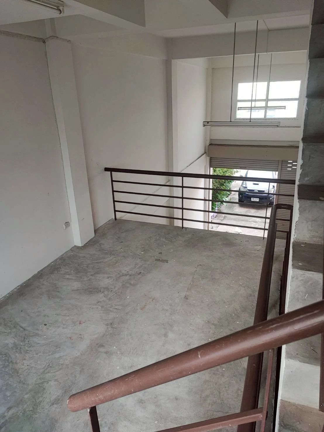 ขายอาคารพาณิชย์ 3.5 ชั้น ทำเลทองย่านพุทธบูชา 39 ใกล้แยกวัดโอภาสี พร้อมเข้าอยู่ ราคา 4,500,000 บาท (ค่าโอนคนละครึ่ง) - image 7