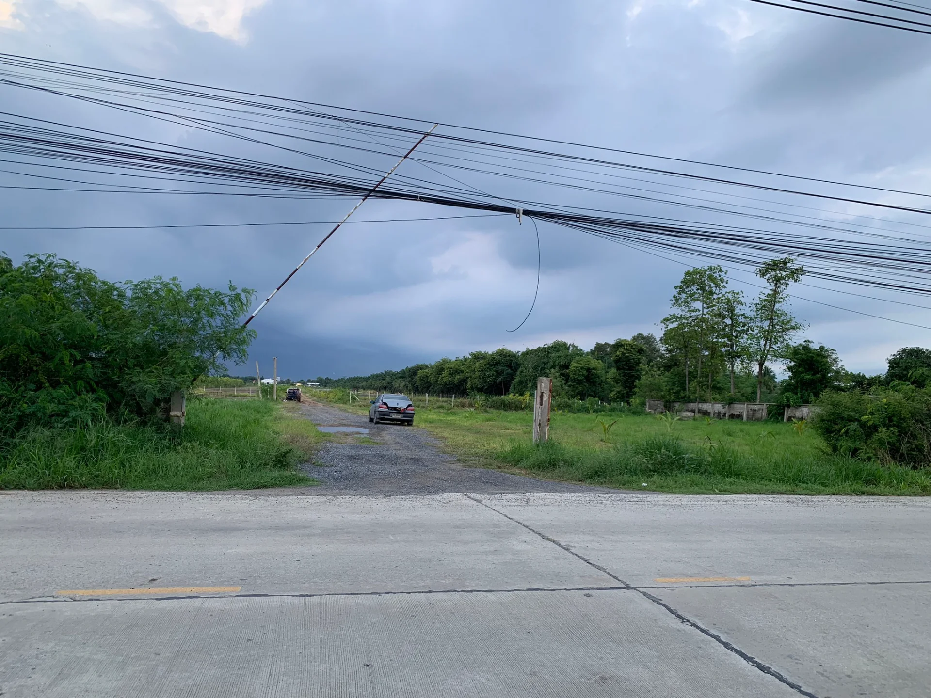ขายที่ดินสวยมาก ถมแล้ว ติดถนนเรียบคลองสาม ปทุมธานี เหมาะสร้างบ้าน ทำธุรกิจ หรือสร้างโครงการ พัฒนาต่อยอดได้ - image 6