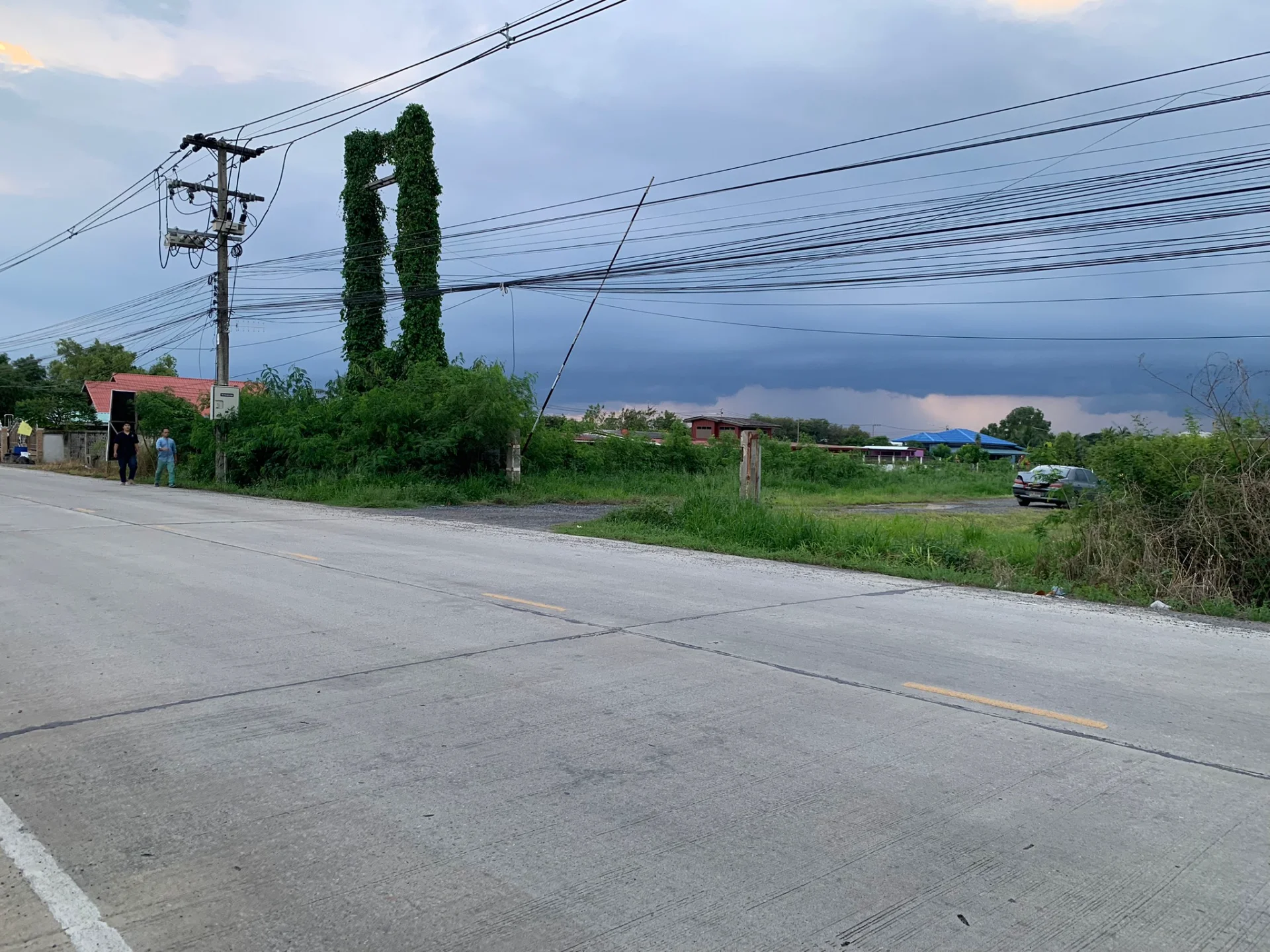 ขายที่ดินสวยมาก ถมแล้ว ติดถนนเรียบคลองสาม ปทุมธานี เหมาะสร้างบ้าน ทำธุรกิจ หรือสร้างโครงการ พัฒนาต่อยอดได้ - image 9
