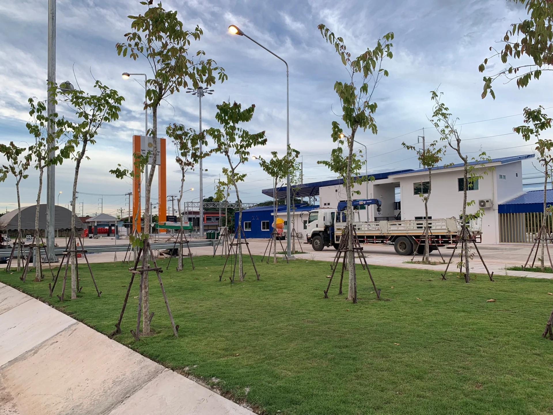 ขายที่ดินสวย บ้านนาผา พร้อมทางเข้าติดถนนใหญ่ยันตรกิจโกศล อยู่หลังจุดจอดพักรถบรรทุกน่าน (แปลงใหญ่+ทางเข้า 2 โฉนด) - image 6