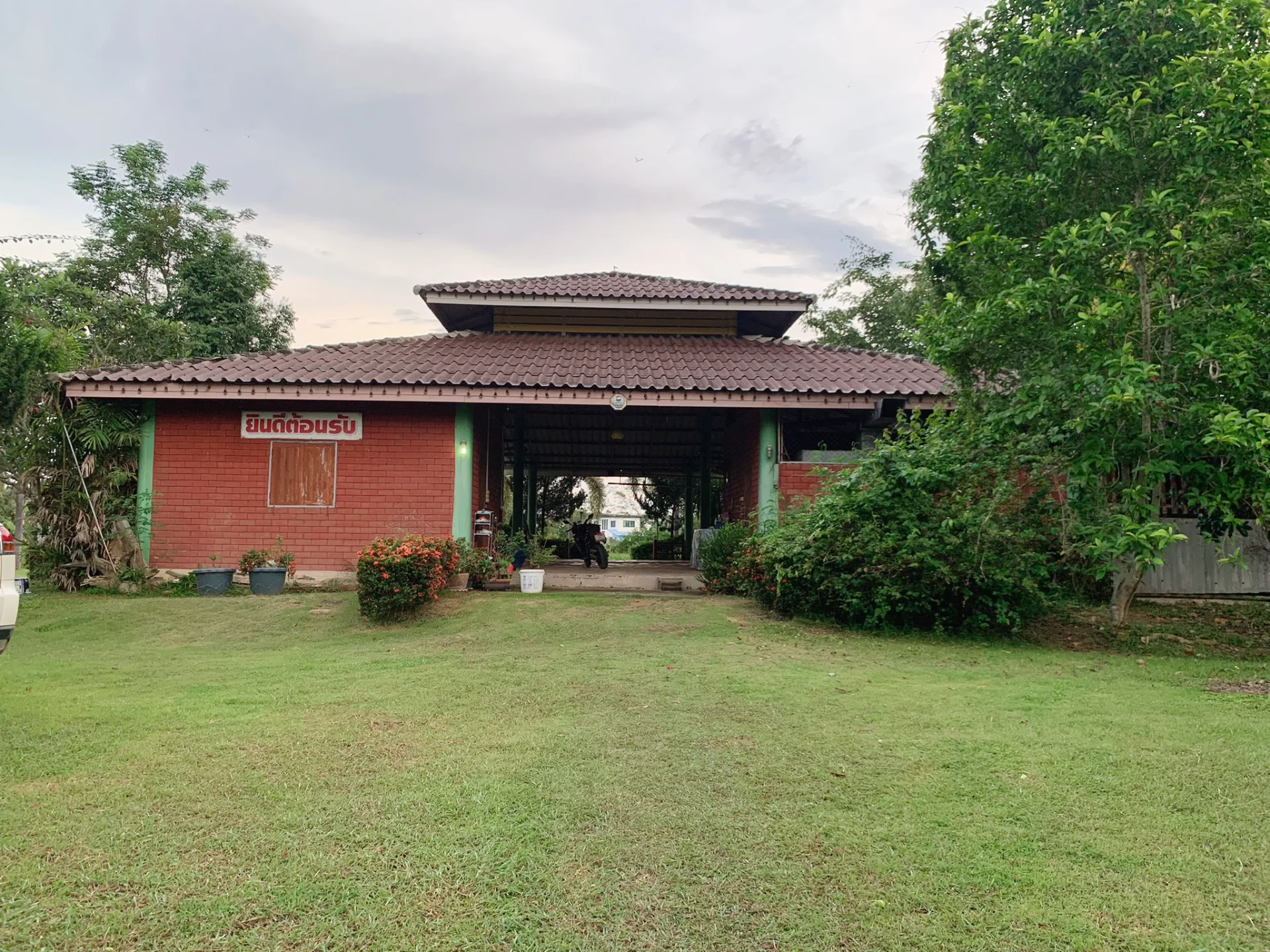 ขายที่ดินสวยพร้อมสิ่งปลูกสร้าง 9 ไร่ จ.น่าน แปลงใหญ่ ใกล้เมือง บรรยากาศดีมากๆ เหมาะสำหรับทำรีสอร์ท บ้านพักตากอากาศ - image 6