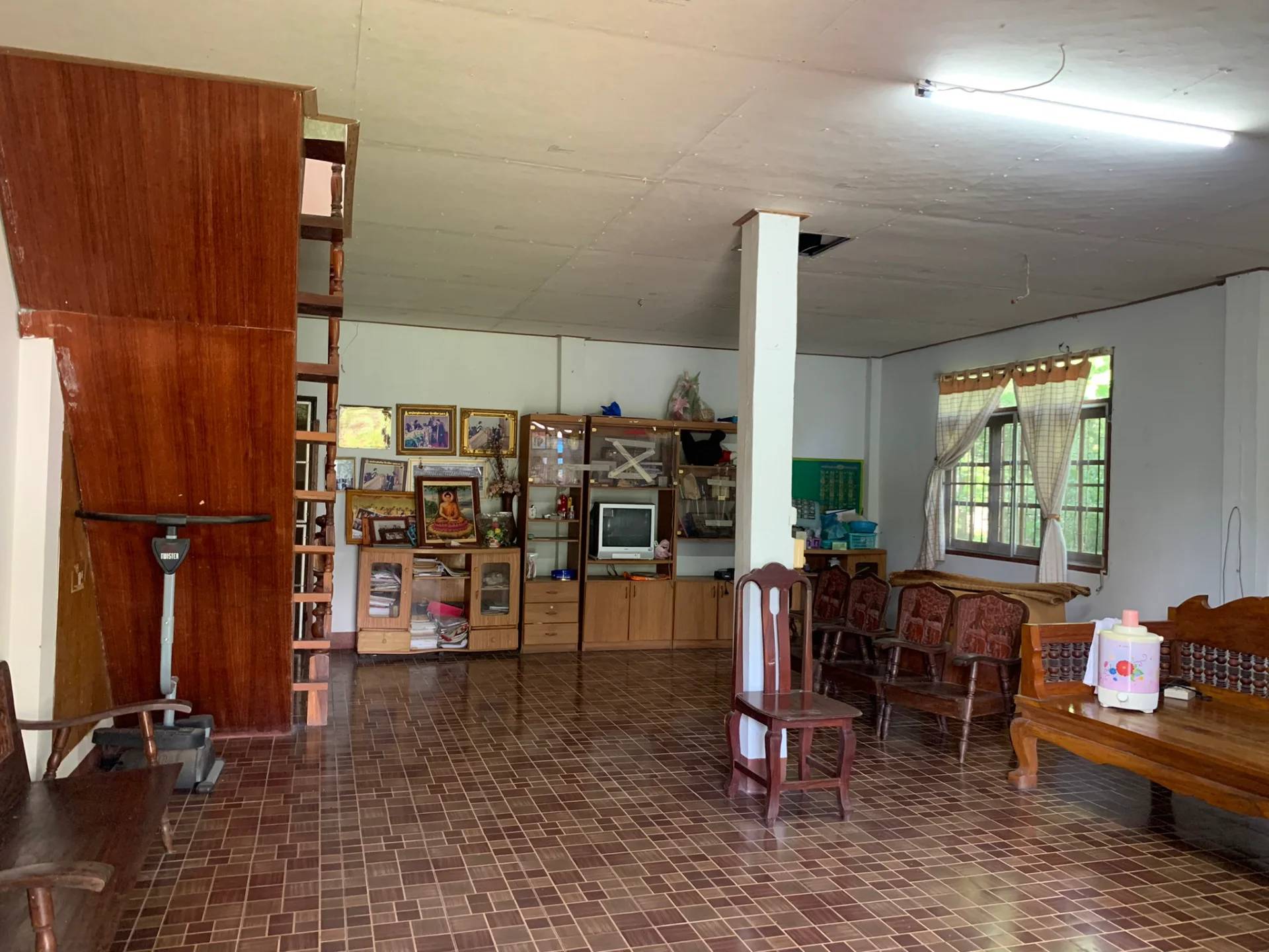 ขายที่ดินพร้อมสิ่งปลูกสร้าง ติดถนนใหญ่ อยู่ในชุมชน ใกล้แหล่งท่องเที่ยวสำคัญ จ.น่าน ทำเลดี ห่างจากวัดศรีมงคล(วัดบ้านก๋ง)  - image 8