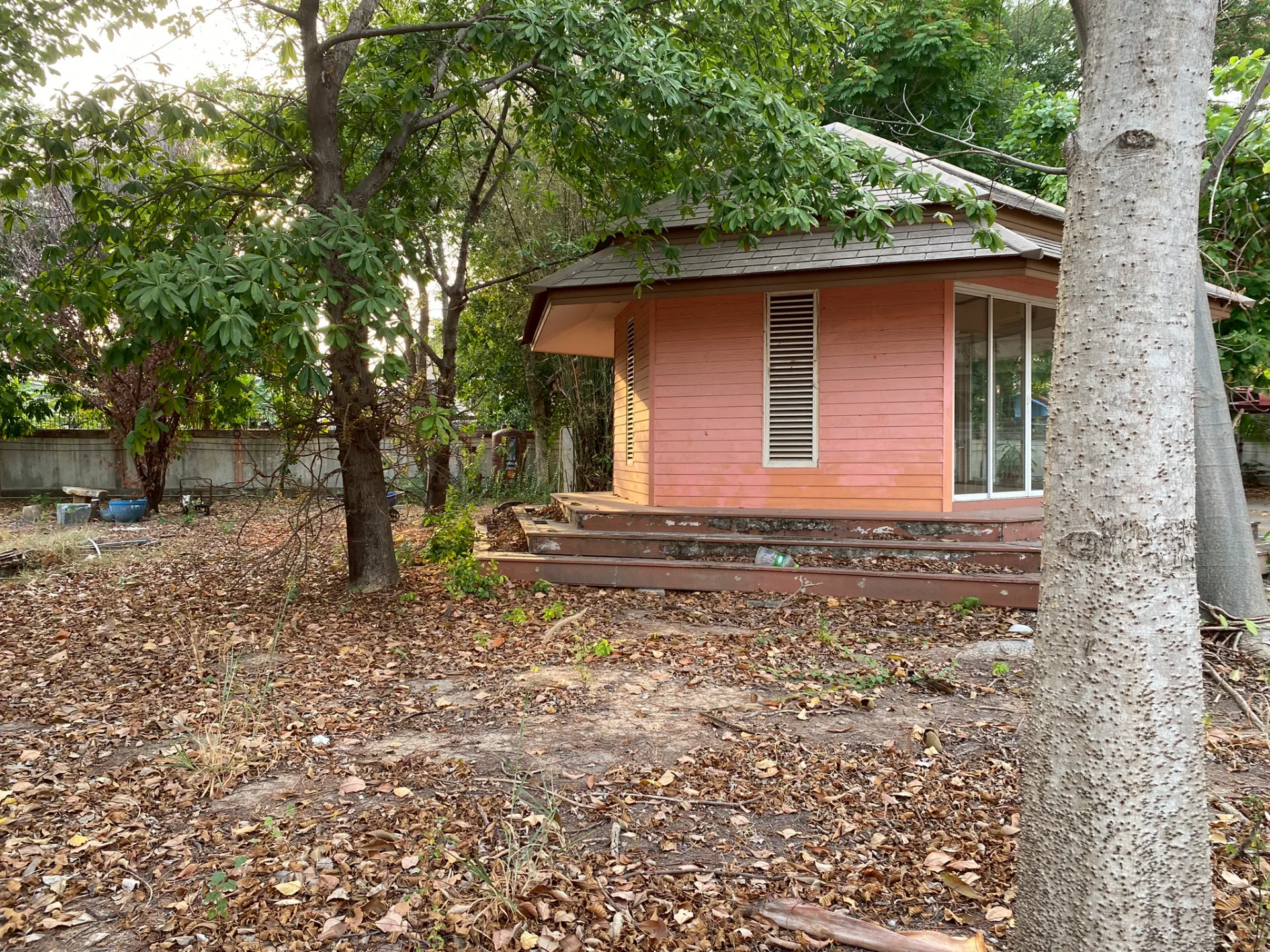 ขายที่ดินพร้อมสิ่งปลูกสร้าง เนื้อที่ 1-2-83 ไร่ ทำเลส่วนตัว  ติดถนนเฉลิมพระเกียรติ ร.9 ซอย62   ประเวศ  ZY241 - image 6