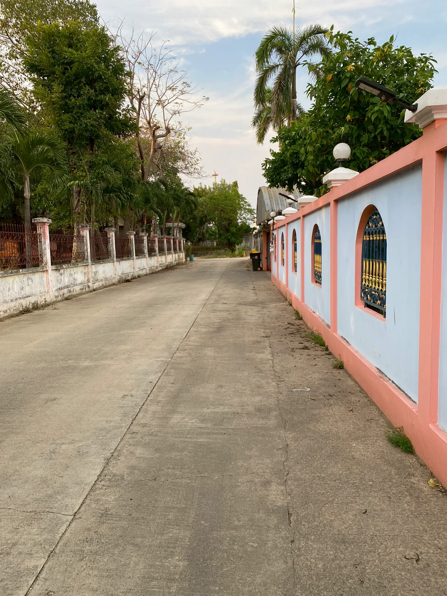 ขายที่ดินพร้อมสิ่งปลูกสร้าง เนื้อที่ 1-2-83 ไร่ ทำเลส่วนตัว  ติดถนนเฉลิมพระเกียรติ ร.9 ซอย62   ประเวศ  ZY241 - image 7