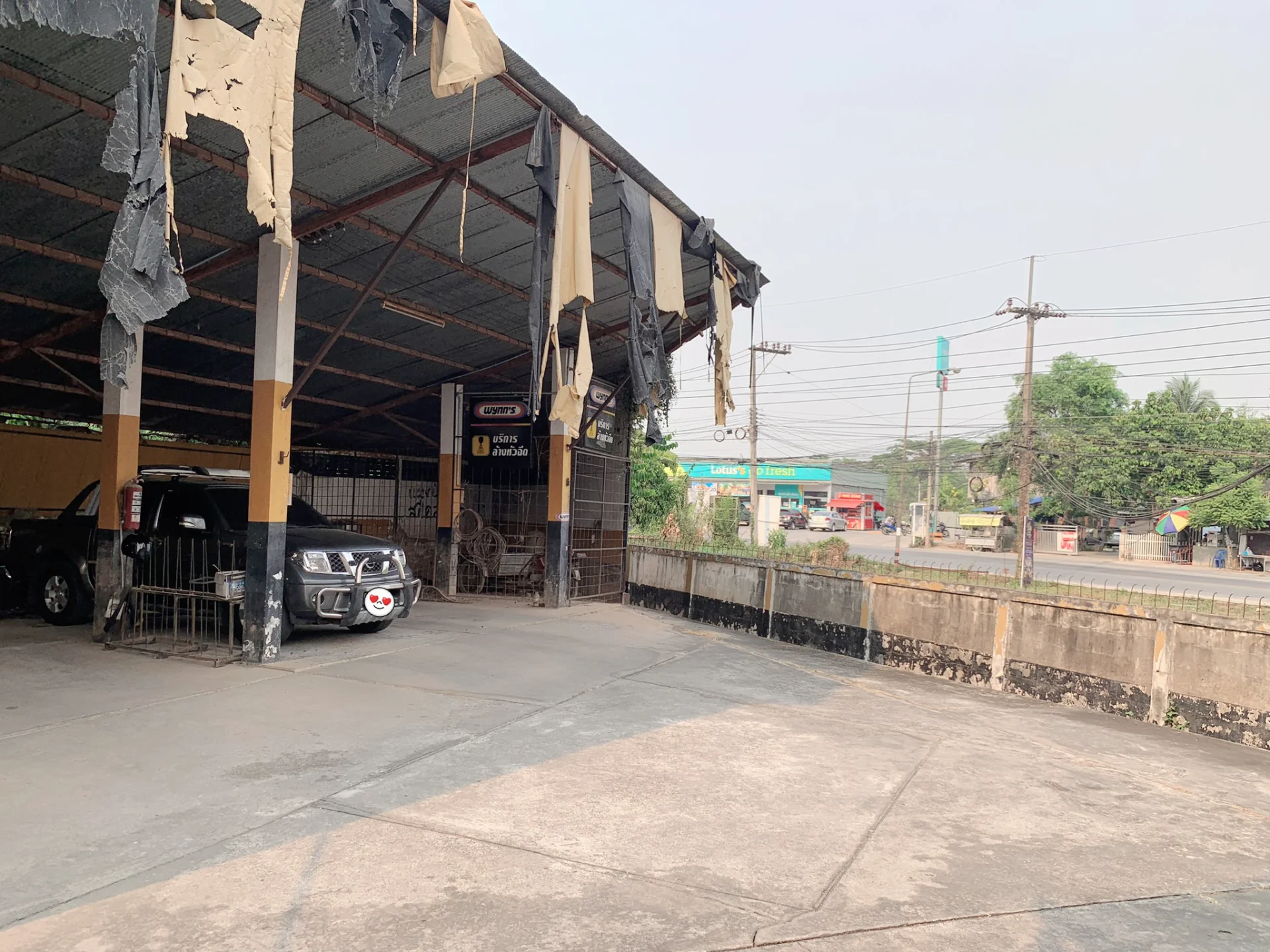 ขายอาคารพาณิชย์ 267 ตรว. 2 ชั้นครึ่ง 7 คูหาครึ่ง พร้อมส่วนต่อเติมด้านหลังและโรงจอดรถ จ.น่าน - image 5