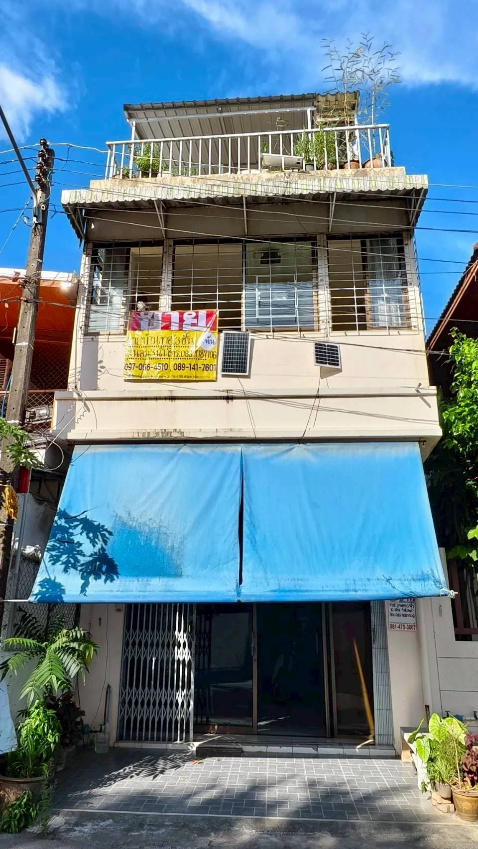 ขายด่วน! ทาวน์เฮาส์ 3 ชั้น 20.2 ตารางวา ทำเลทอง ใจกลางเมืองสงขลา ถนนคลองเรียน 2 ซอย 2 – เข้าออกสะดวก ใกล้ทุกจุดสำคัญ