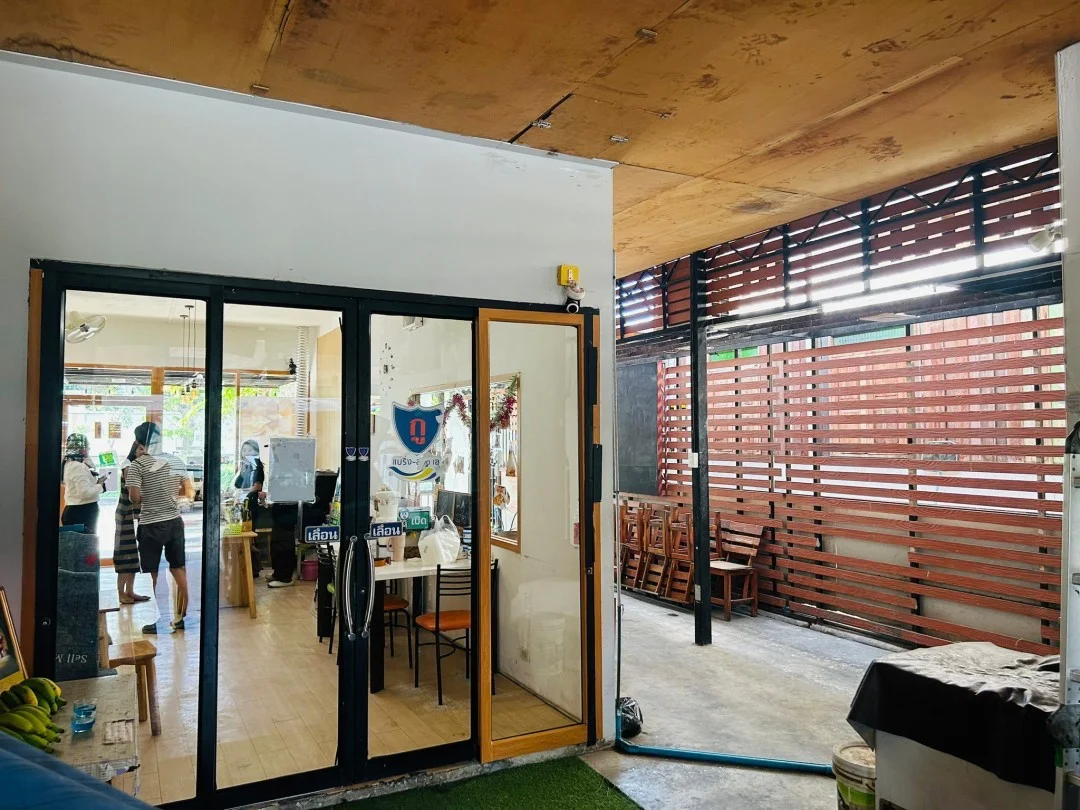 ให้เช่าพื้นที่หน้าร้าน สำหรับค้าขาย ขนาด 3 ม. x 11 ม. สุขุมวิท 107 ติดถนนแบริ่งลาซาลตัดใหม่ ใกล้กับลาซาลอเวนิว - image 6