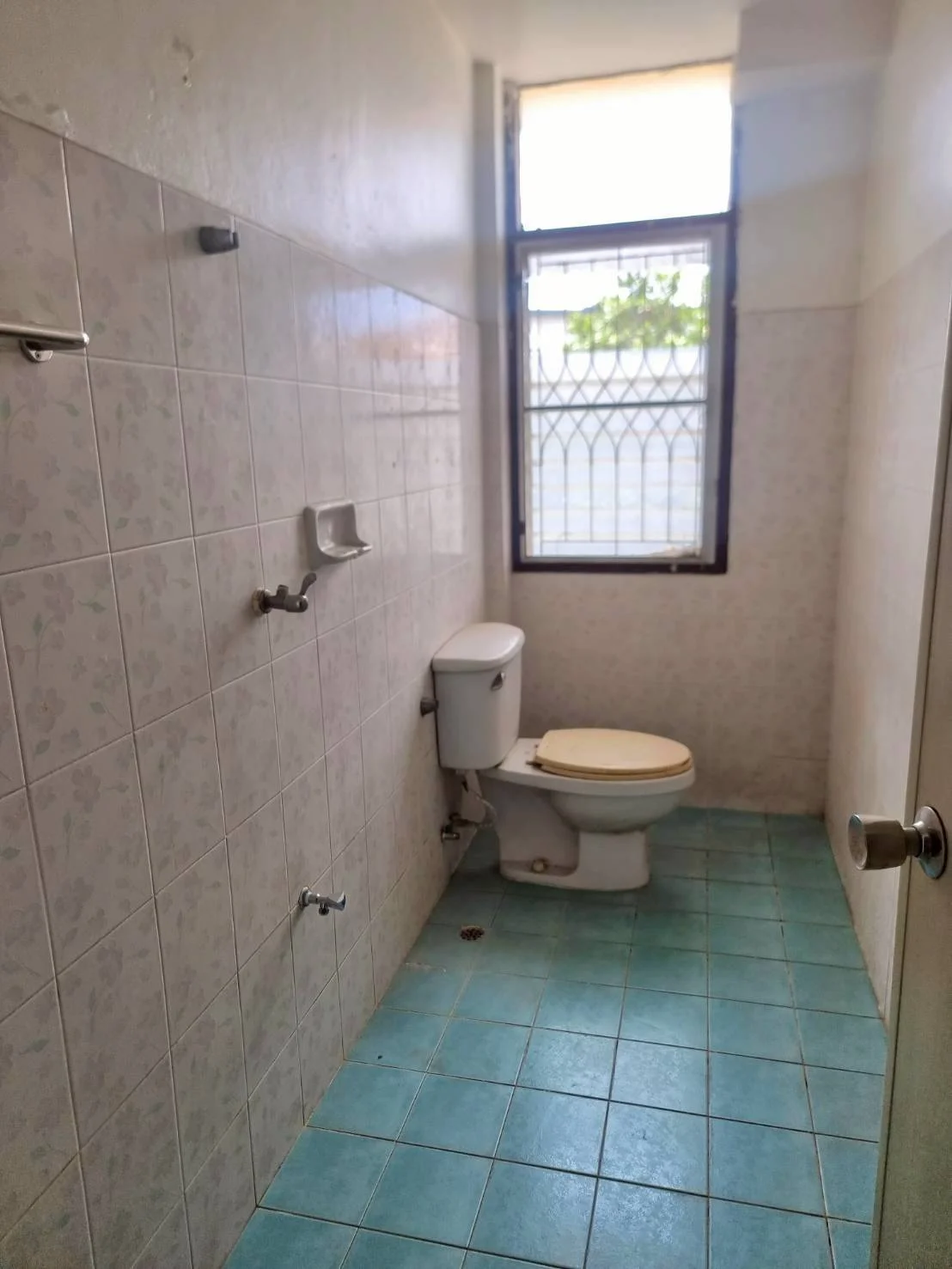 ขายตึก อาคารพาณิชย์ 2 คูหา 47 ตารางวา ติดถนนใหญ่ ซอยรามคำแหง 80 – ทำเลทองเพื่อธุรกิจและการลงทุน! - image 7