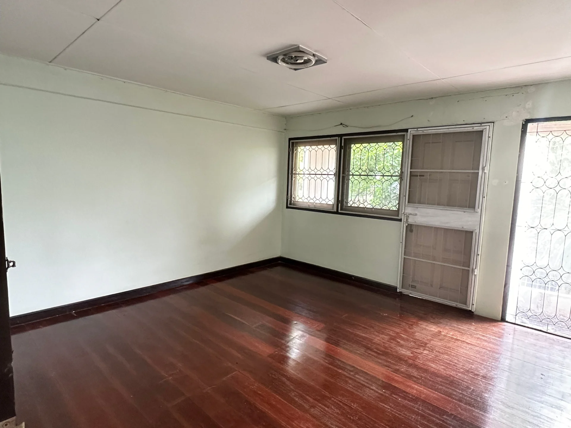 ขายบ้านเดี่ยว 2 ชั้น 62 ตร.วา. หมู่บ้านเมืองทองธานี 1 ใกล้เมืองทองธานี ZY214 - image 7