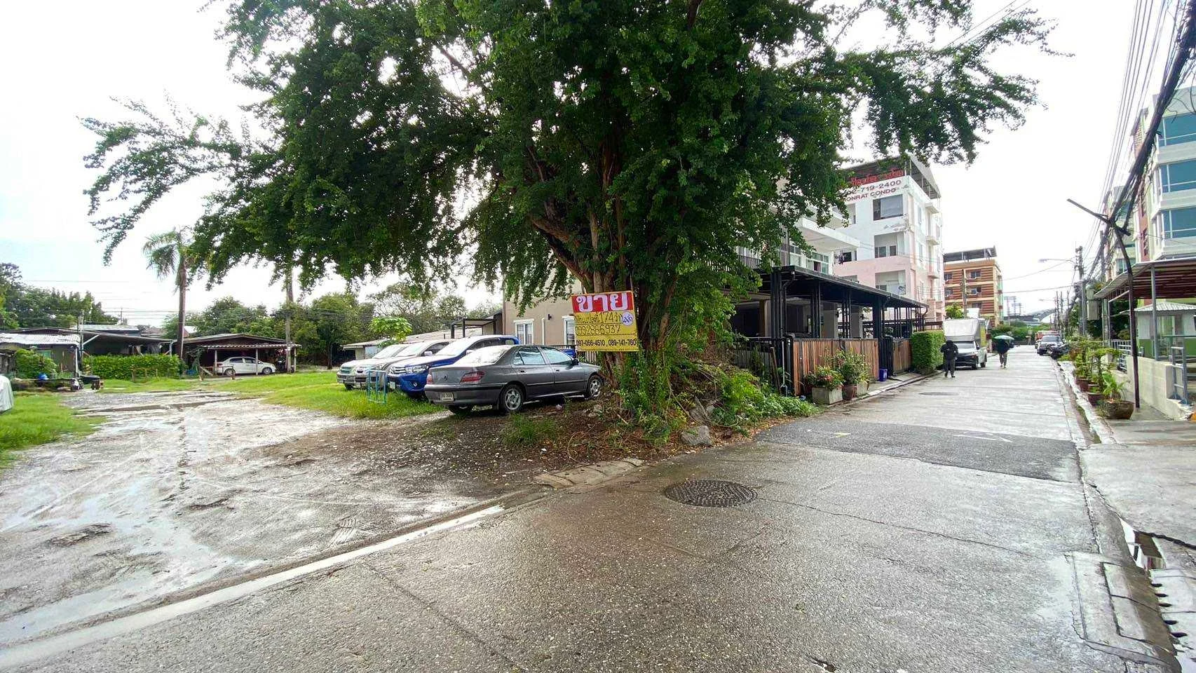 ขายที่ดินทำเลทอง ราคาต่ำกว่าตลาด ติดถนน 2 ด้าน 174 ตารางวา ตารางวาละ 149,000 บาท ซอยศิริถาวร พระราม 9 ราคา 25.9 ลบ. - image 2