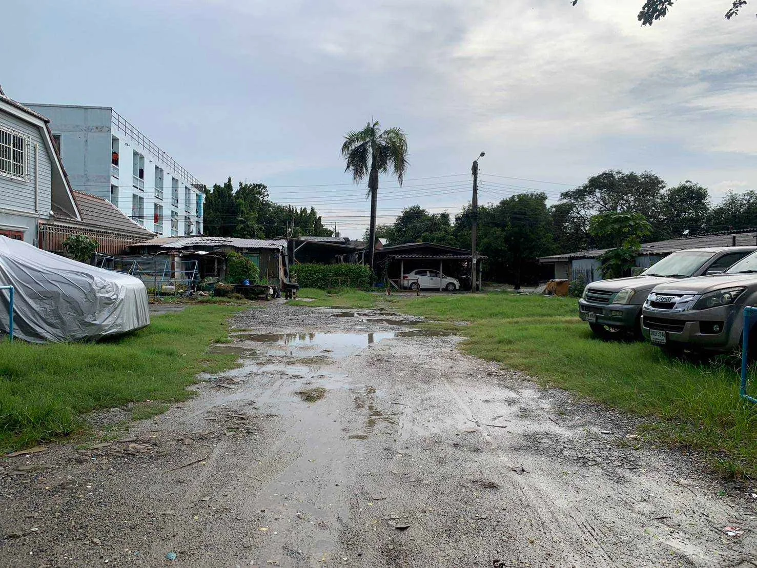 ขายที่ดินทำเลทอง ราคาต่ำกว่าตลาด ติดถนน 2 ด้าน 174 ตารางวา ตารางวาละ 149,000 บาท ซอยศิริถาวร พระราม 9 ราคา 25.9 ลบ. - image 3