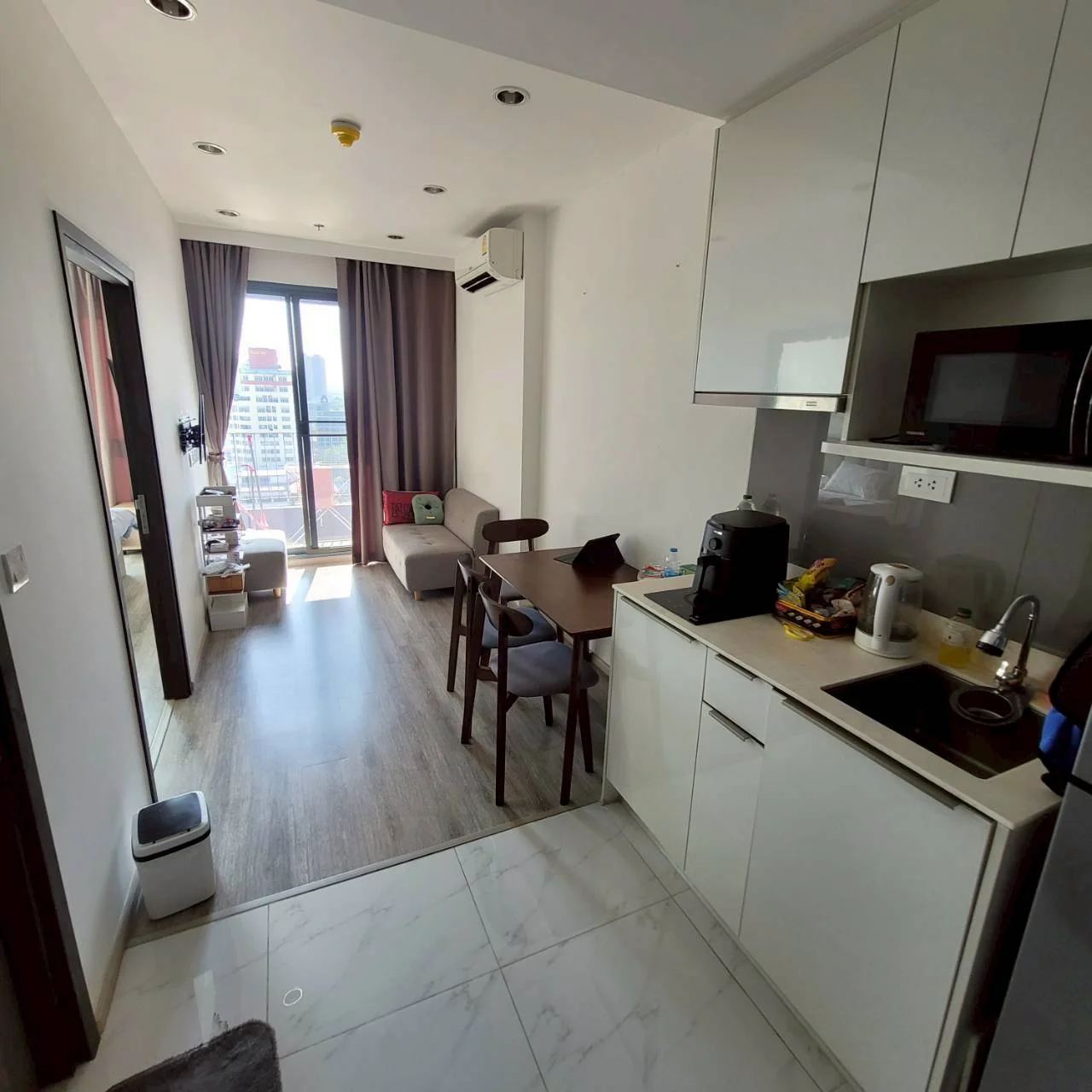 ให้เช่าคอนโดหรู ใกล้ BTS  อุดมสุข IDEO Mobi  Sukhumvit 66  ชั้นที่ 13 วิวสวย  เฟอร์นิเจอร์ครบ - image 3