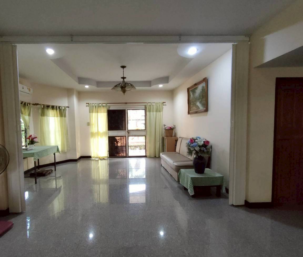 ขายบ้านเดี่ยว 2 ชั้น  102วา หมู่บ้านสวนปาล์ม โซนเลควิว  ถนนสหกรณ์   เมืองสมุทรสาคร   - image 5