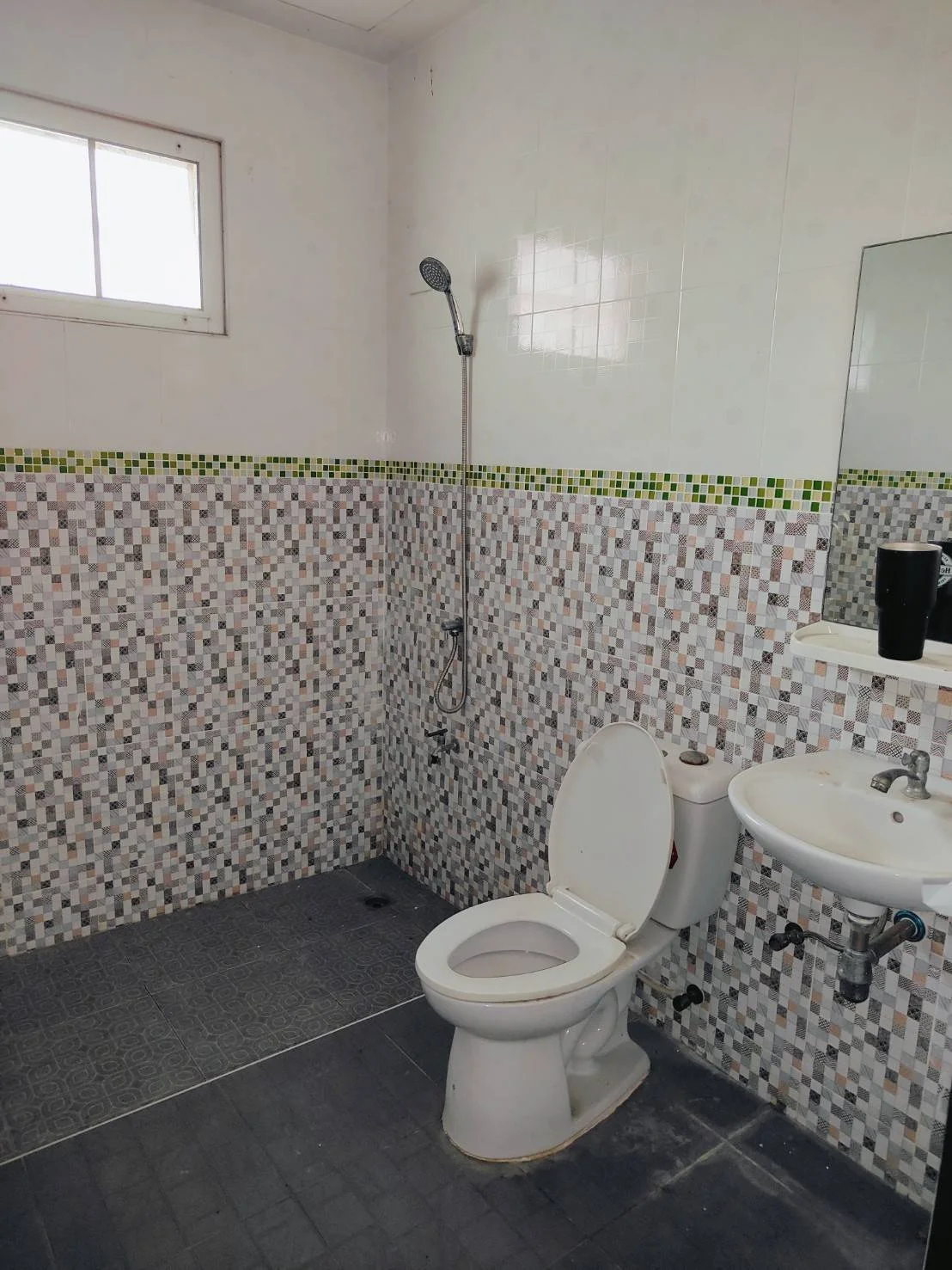 ขาย/เช่า ที่ดินพร้อมอาคารพาณิชย์ 4 ชั้น 43 ตร.วา คูหาริมสุด มีพื้นที่ด้านข้าง ย่านชุมชน มีที่จอดรถ เพชรเกษม 81 - image 6