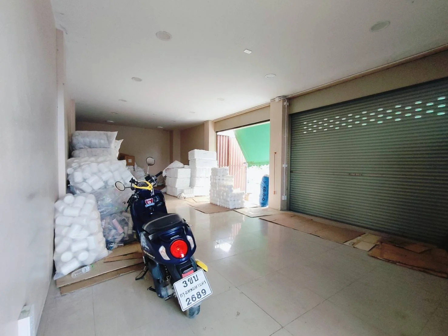 ขาย/เช่า ที่ดินพร้อมอาคารพาณิชย์ 4 ชั้น 43 ตร.วา คูหาริมสุด มีพื้นที่ด้านข้าง ย่านชุมชน มีที่จอดรถ เพชรเกษม 81 - image 8