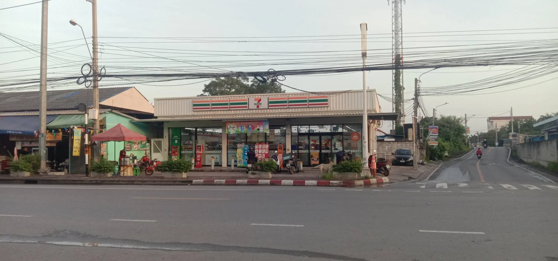 ขายที่ดินสวย  709 ตาราวา ติดถนนเลียบด่วนวงแหวนกาญจนา-พุทธบูชา  ราคา 53,175,000 บาท  - image 2