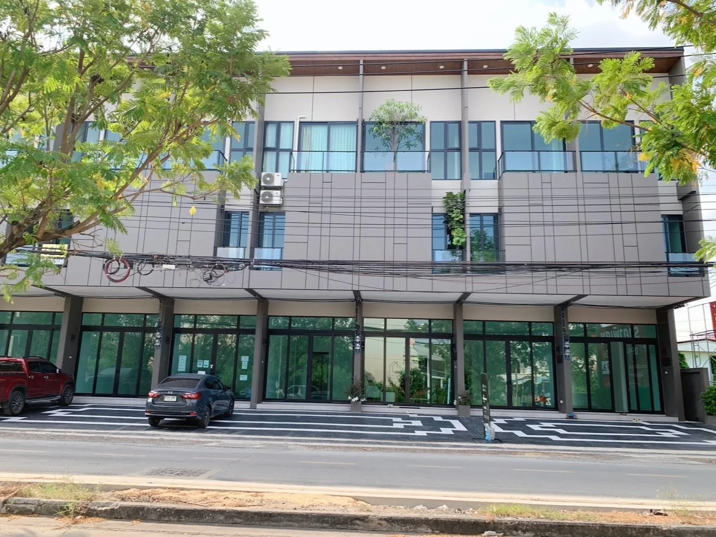 ขายโฮมออฟฟิศใหม่ 3 ชั้น 240 ตร.ม โครงการ SBC TP96 Premium Home Office ซอยเทพารักษ์ 96 ใกล้ทางด่วนเพียง 5 นาที