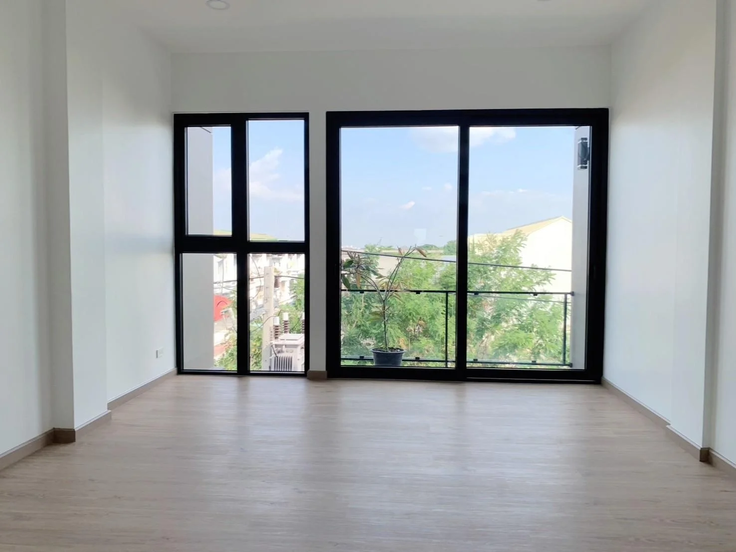 ขายโฮมออฟฟิศใหม่ 3 ชั้น 240 ตร.ม โครงการ SBC TP96 Premium Home Office ซอยเทพารักษ์ 96 ใกล้ทางด่วนเพียง 5 นาที - image 10