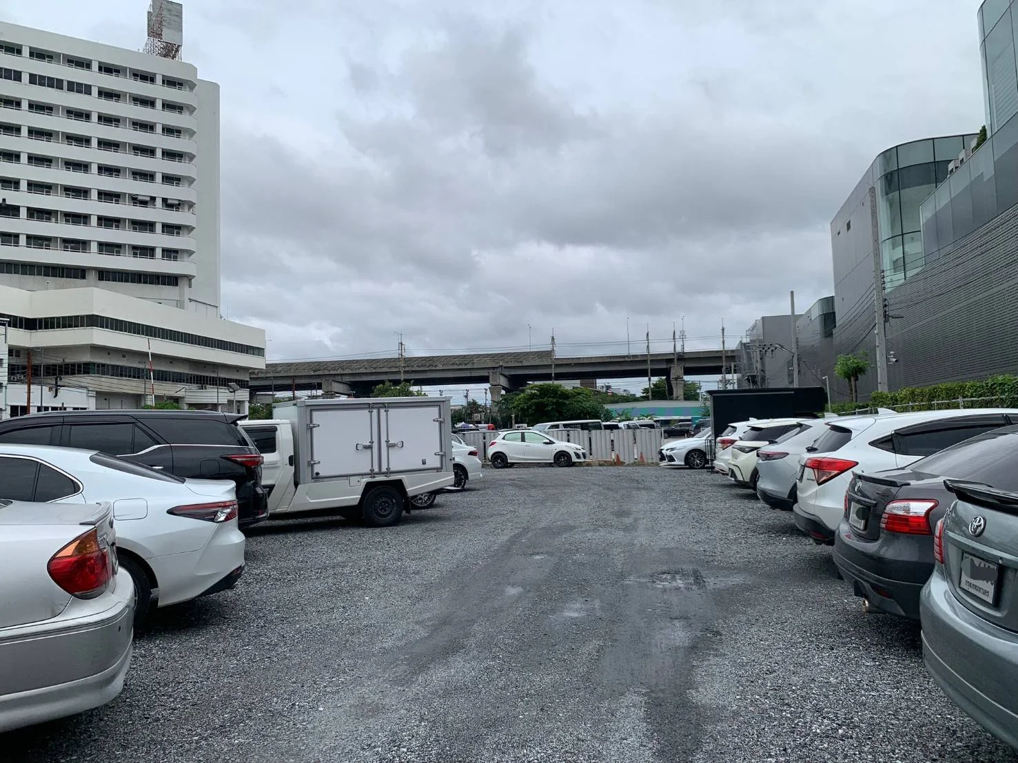 ขายที่ดินบางนาสวยมากๆ บางนา กม.3 ทำเลทอง 202 ตร.วา ใกล้ รพ.ไทยนครินทร์ ถมแล้ว รูปแปลงสี่เหลี่ยมสวย - image 3