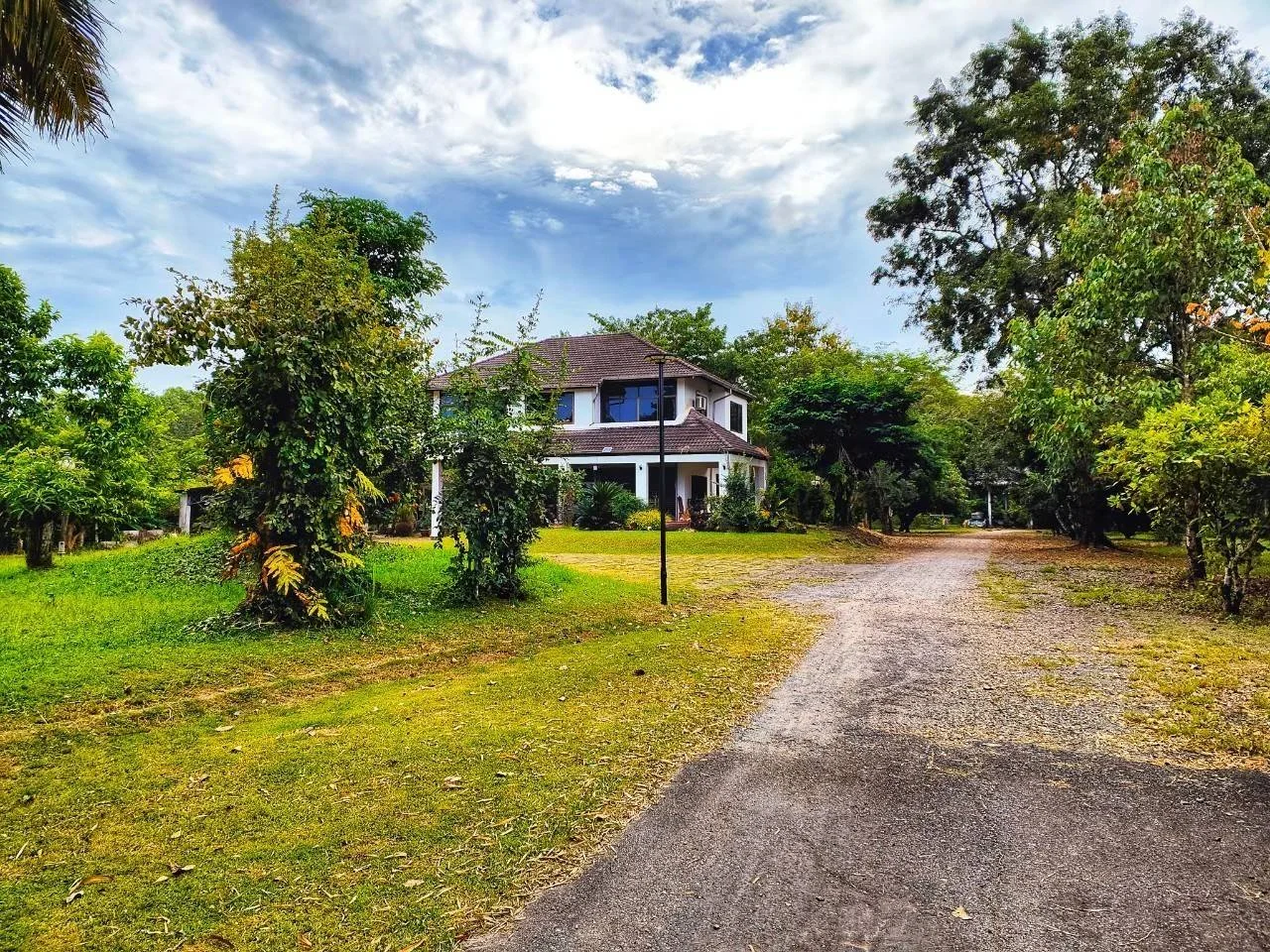 ขายบ้านสวย 2 ชั้น ติดถนนชยางกูร จังหวัดบึงกาฬ ใกล้อาเซียนรีสอร์ท - image 3