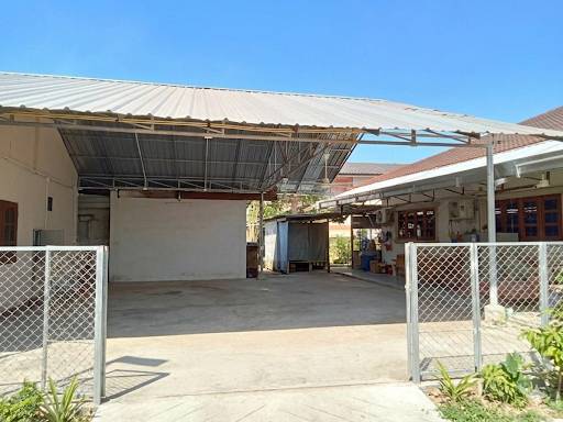 ขายบ้านติดถนน เหมาะเปิดทำธุระกิจ บ้านหนองเดิ่น ใกล้ มข.วิทยาเขตหนอคาย - image 2