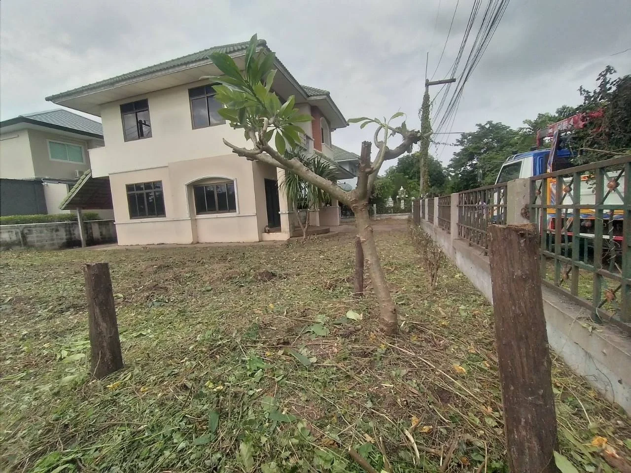 ขายบ้าน2 ชั้นตกแต่งสวยหมู่บ้านกฤษณา อำเภอเมือง จังหวัดอุดรธานี - image 6