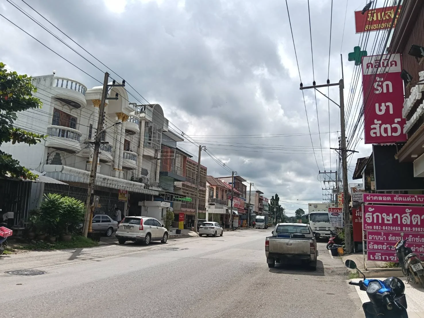 อาคารพาณิชย์ 2 ชั้นครึ่ง (ตีทะลุ) 53.3 ตารางวา  ติดถนนใหญ่ ซับสมอทอด – วังพิกุล จ.เพชรบูรณ์ - image 4