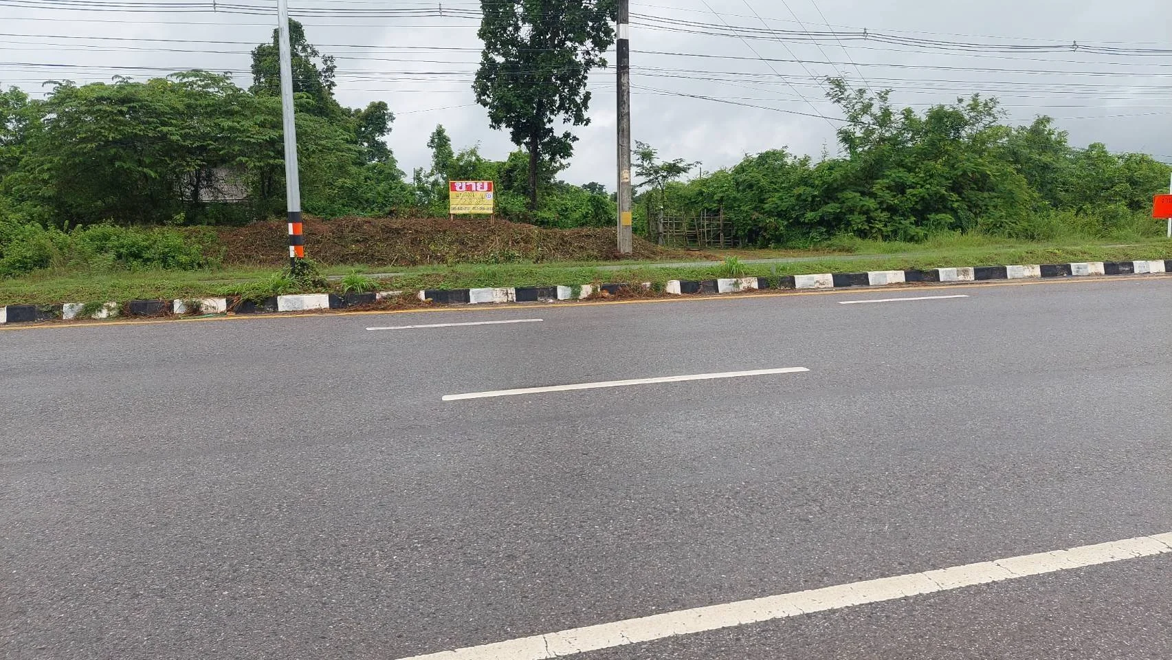 ขายที่ดินสวยติด   ถนนหนองคาย-ท่าบ่อ 32- 3-33 ไร่  ตรงข้าม ปั๊มน้ำมัน PT อ.เมืองจ.หนองคาย - image 10