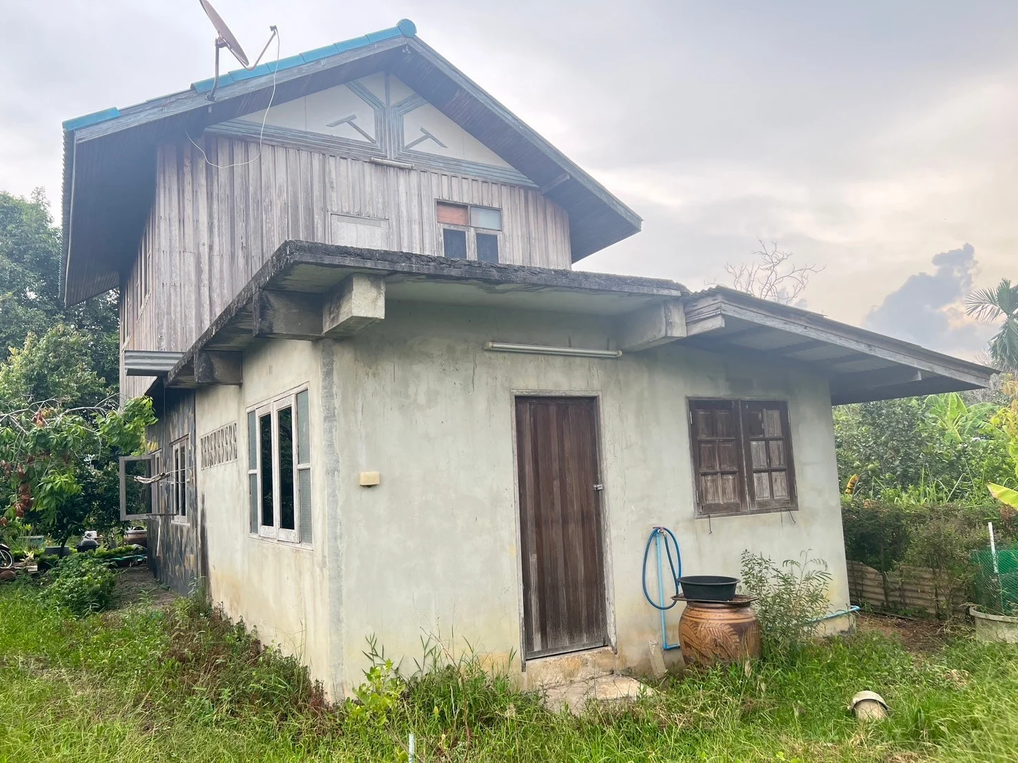 ZSK018 ขายที่ดินพร้อมบ้าน อำเภออัมพวา บรรยากาศธรรมชาติ