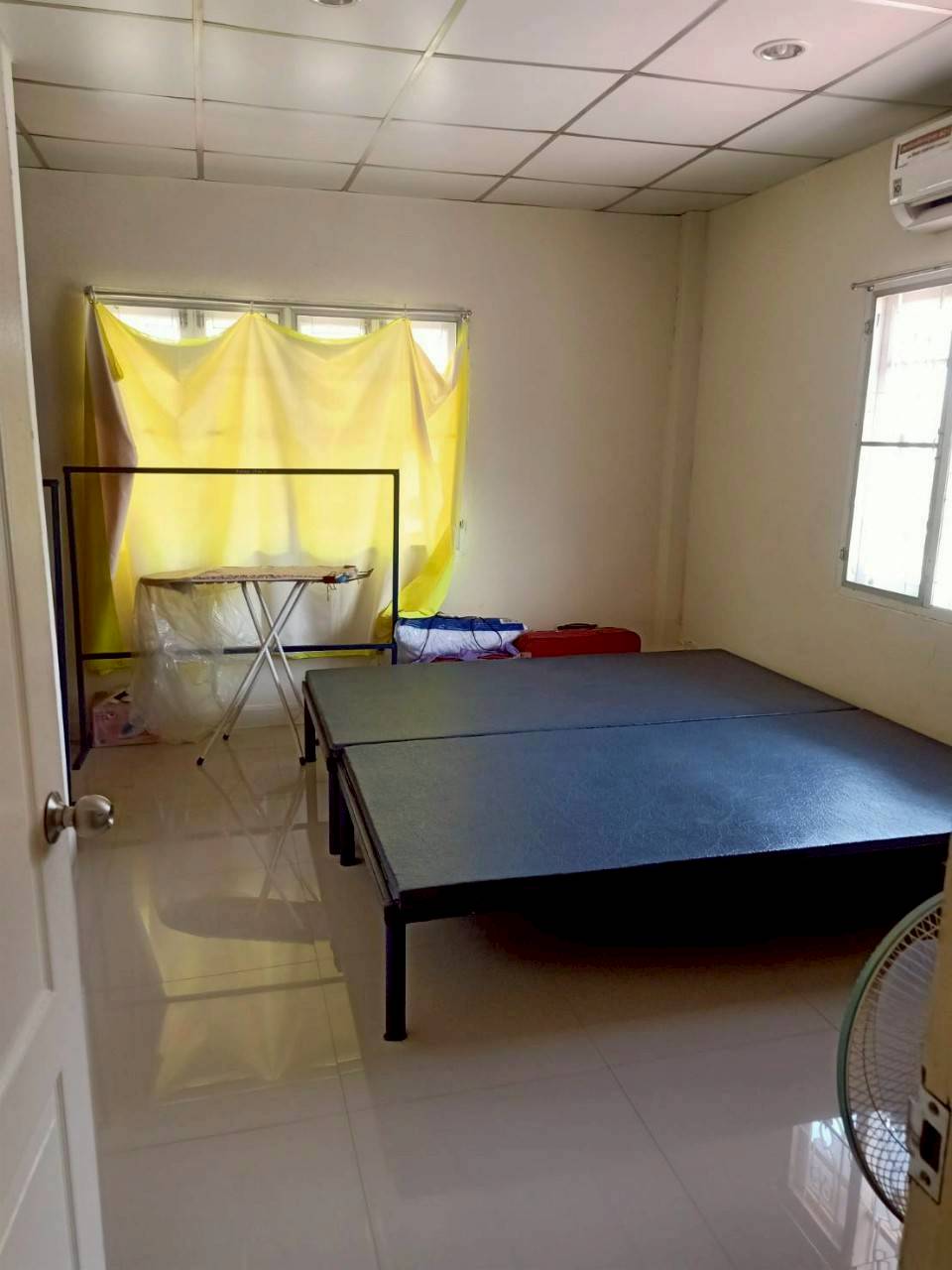 ขาย ทาวน์เฮ้าส์  3 นอน 2 น้ำ  หลังมุม  หมู่บ้านเคซี1 ซอย12   รามอินทรา  หทัยราษฎร์   คลองสามวา - image 8