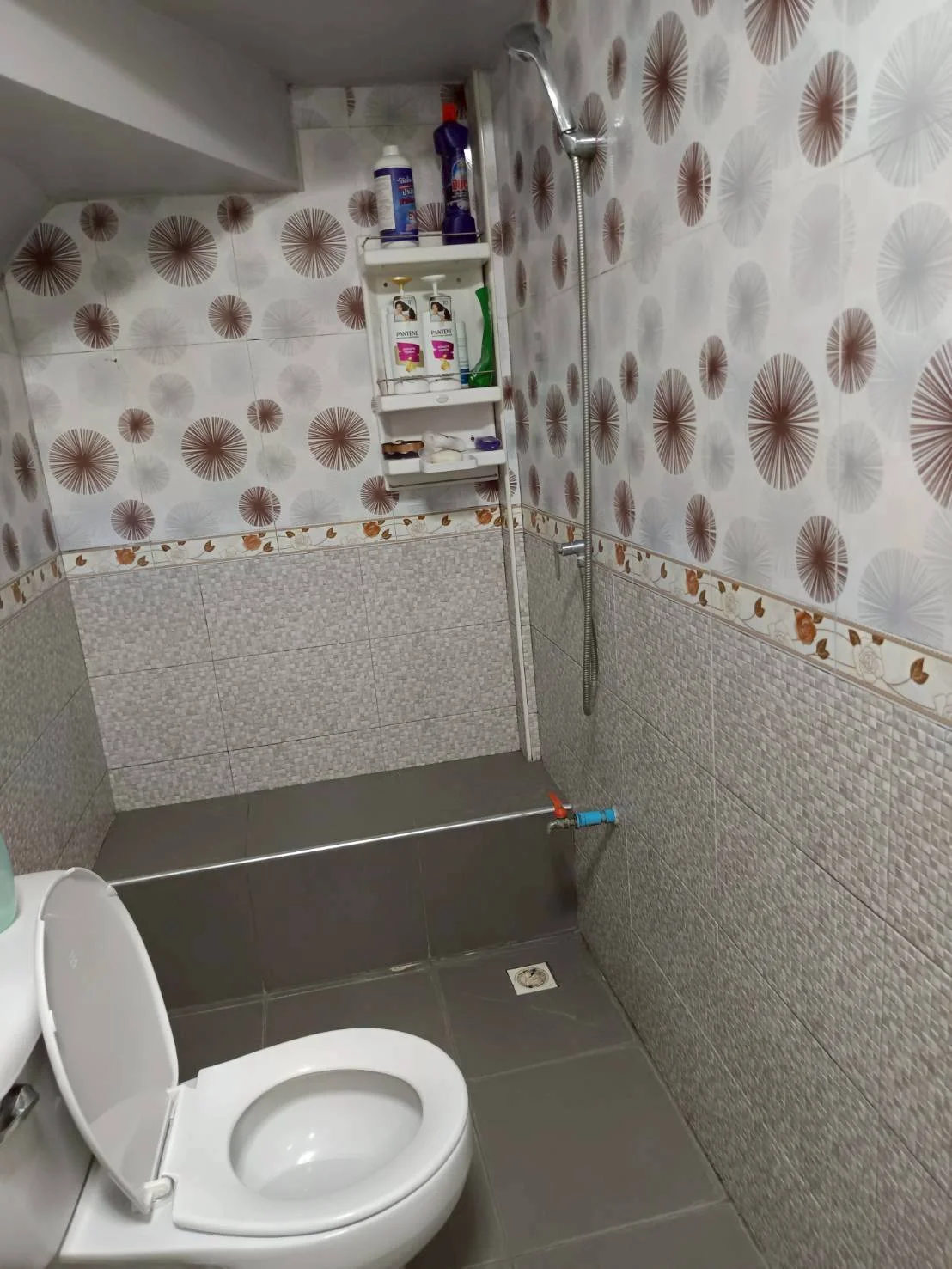 ขายด่วนทาวน์เฮ้าส์ 2 ชั้น หลังมุม  หมู่บ้านรื่นฤดี 5 หทัยราษฎร์  รามอินทรา เข้า-ออกได้หลายเส้นทางหลัก    - image 10