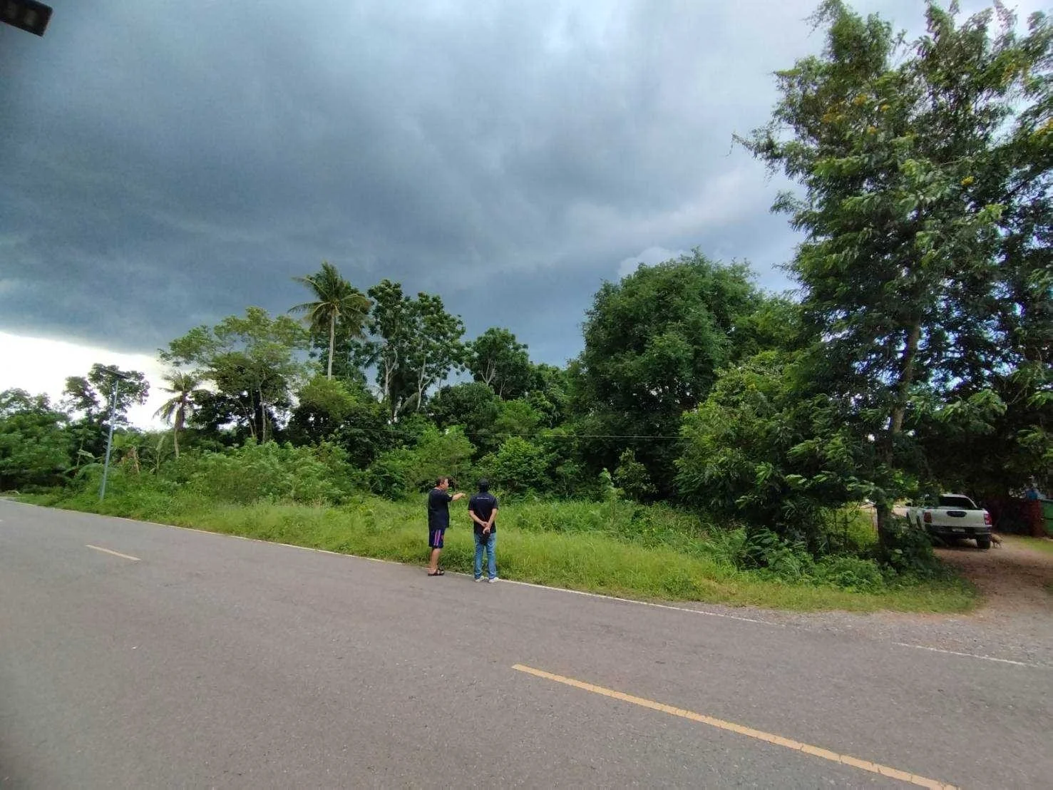 ขายที่ดิน 4-0-13 ไร่  ถนนสร้างตนเอง2  ต.มะขามเตี้ย อ.เมือง จ.สุราษฎร์ธานี   - image 4