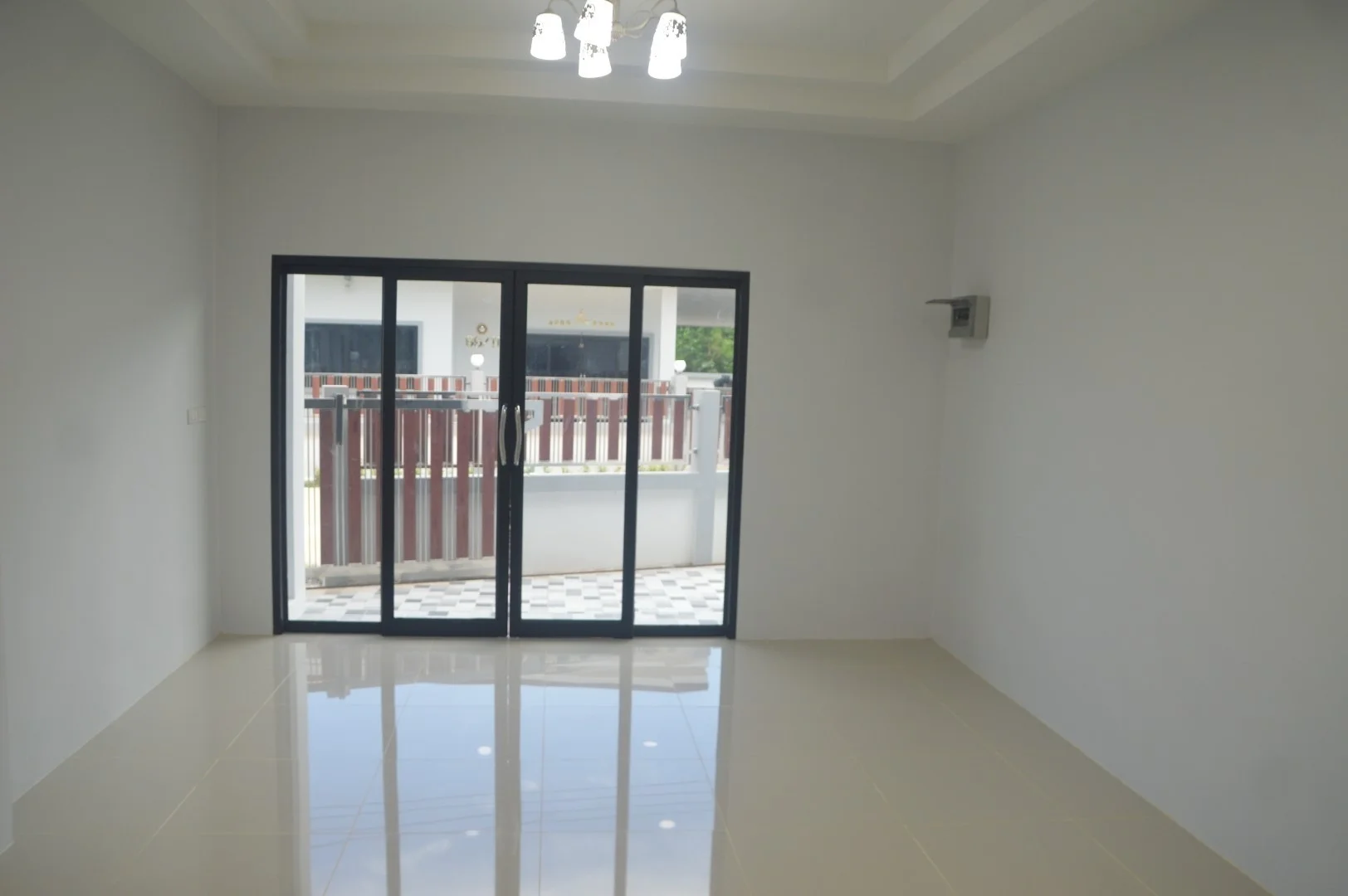 ขายบ้านสวย 63 ตารางวา  โชคอำนวย โฮม  ขุนทะเลซอย3  มะขามเตี้ย  เมืองสุราษฎร์ธานี      - image 3