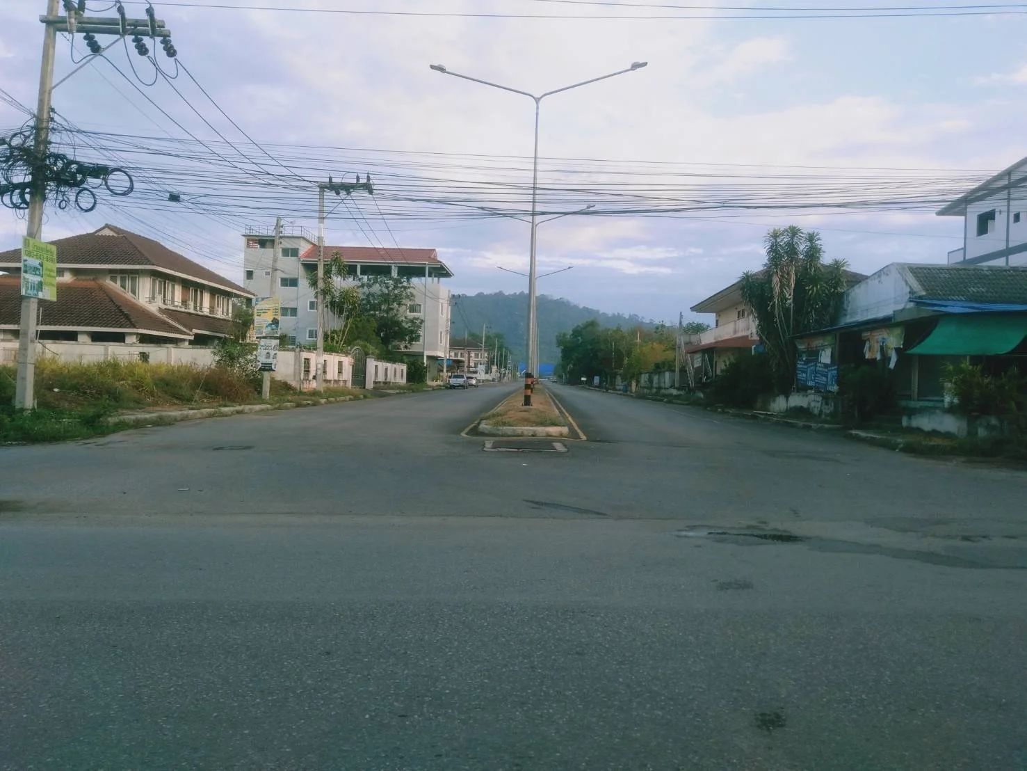 ขายที่ดิน 1-2-55 ไร่  ใกล้ มอ.วิทยาเขตสุราษฎร์ธานี  ขุนทะเล   เมืองสุราษฎร์ธานี     - image 3