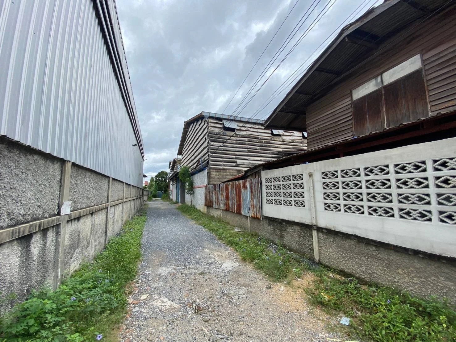 เช่า โกดังราคาถูก  300 ตร.วา สุขสวัสดิ์14 จอมทอง กทม.    - image 4