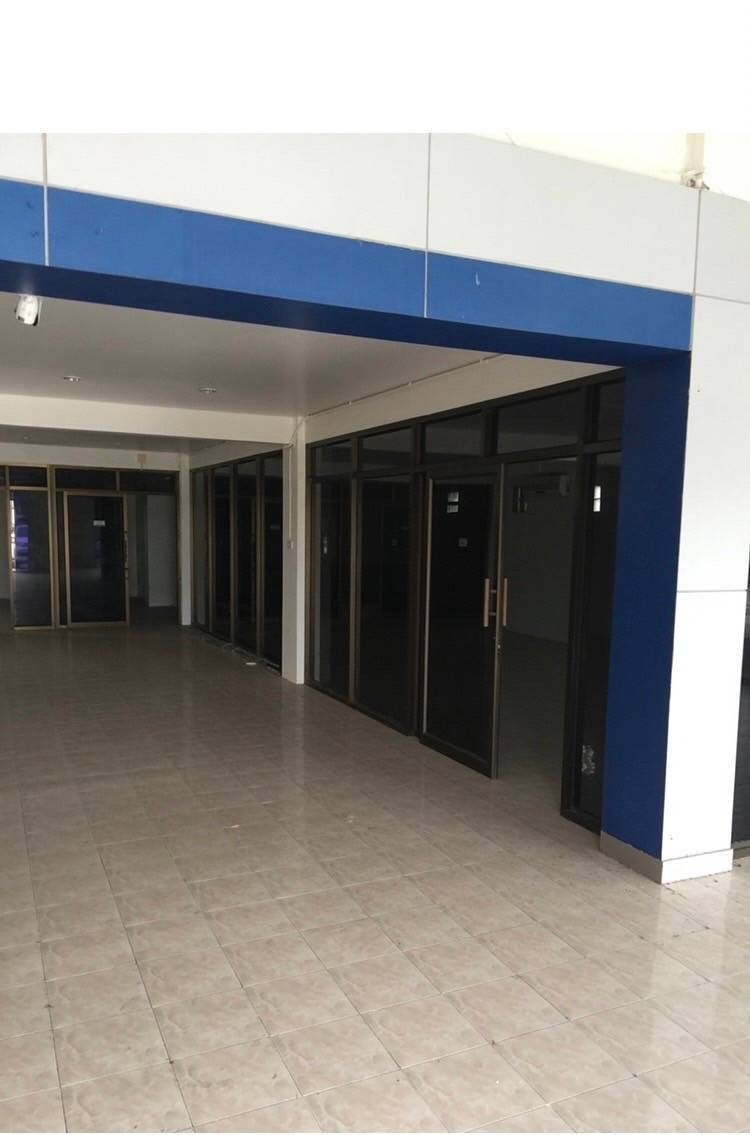 ขายด่วน อาคารสำนักงาน 3 ชั้นครึ่ง  พร้อมที่ดิน 100.5 ตร.วา  ติดถนนใหญ่ ถนนเอเชีย หาดใหญ่ สงขลา   - image 6