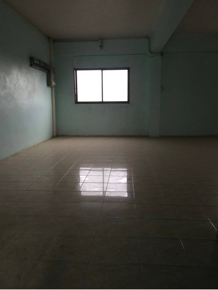 ขายด่วน อาคารสำนักงาน 3 ชั้นครึ่ง  พร้อมที่ดิน 100.5 ตร.วา  ติดถนนใหญ่ ถนนเอเชีย หาดใหญ่ สงขลา   - image 10