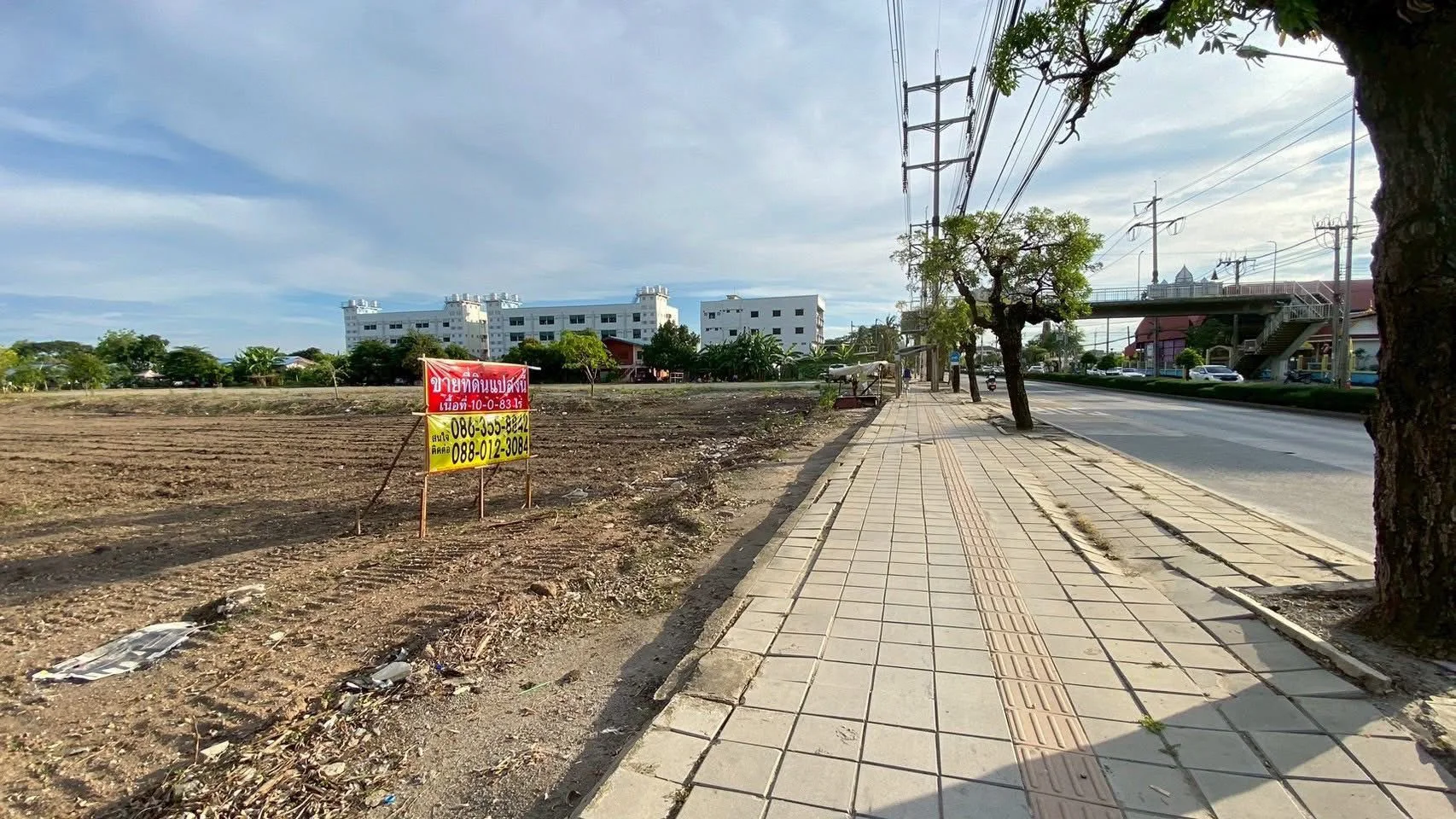 ขายที่ดิน 10-0-83 ไร่  ติดถนนฉลองกรุง  ซอยฉลองกรุง 54   ลาดกระบัง - image 2